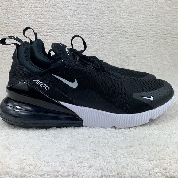 Nike Shoes - Nike Air Max 270 Women 11.5